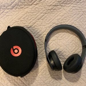 Beats Solo